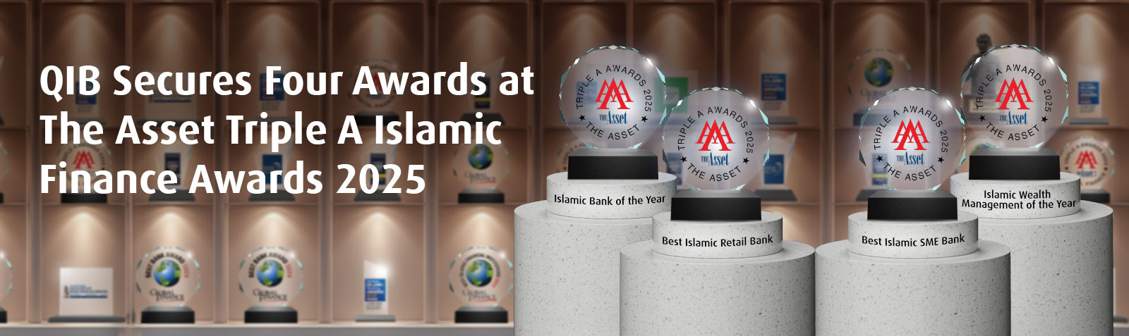 لافتة الصفحة الرئيسية تبرز إعلان تكريم جوائز الأصول 2025.